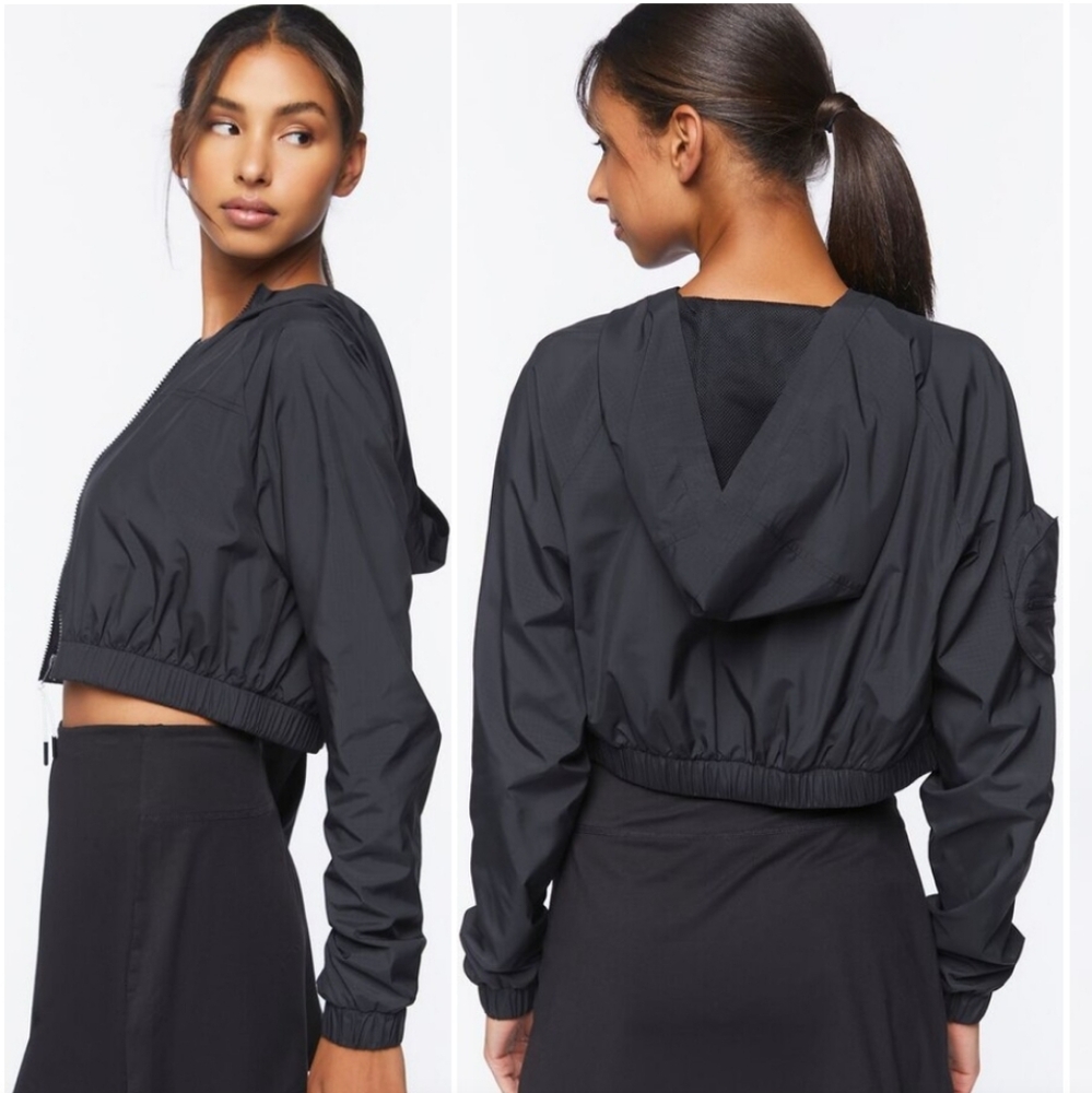 NWT Forever 21 Women's Active Cropped Windbreaker Black Jacket - Picture 2 of 3